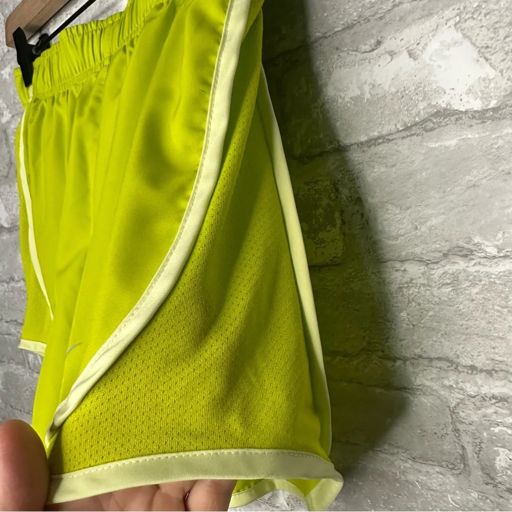 Nike Women's Dri-FIT Tempo Mid-Rise Brief-Lined Running Shorts NWOT Size XS - Picture 4 of 15